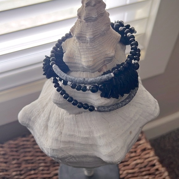 Gray and Black Spiral Bracelet With Floral Embellishment - Picture 5 of 6